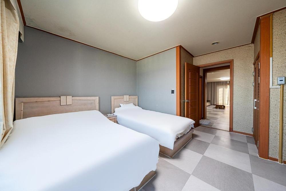 Oceanview Resortel Boryeong Luaran gambar