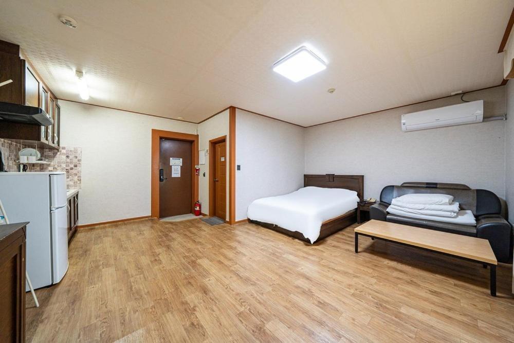 Oceanview Resortel Boryeong Luaran gambar