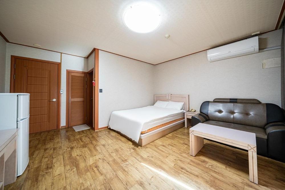 Oceanview Resortel Boryeong Luaran gambar