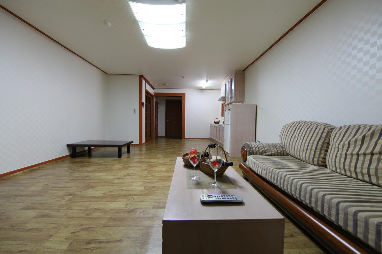 Oceanview Resortel Boryeong Luaran gambar